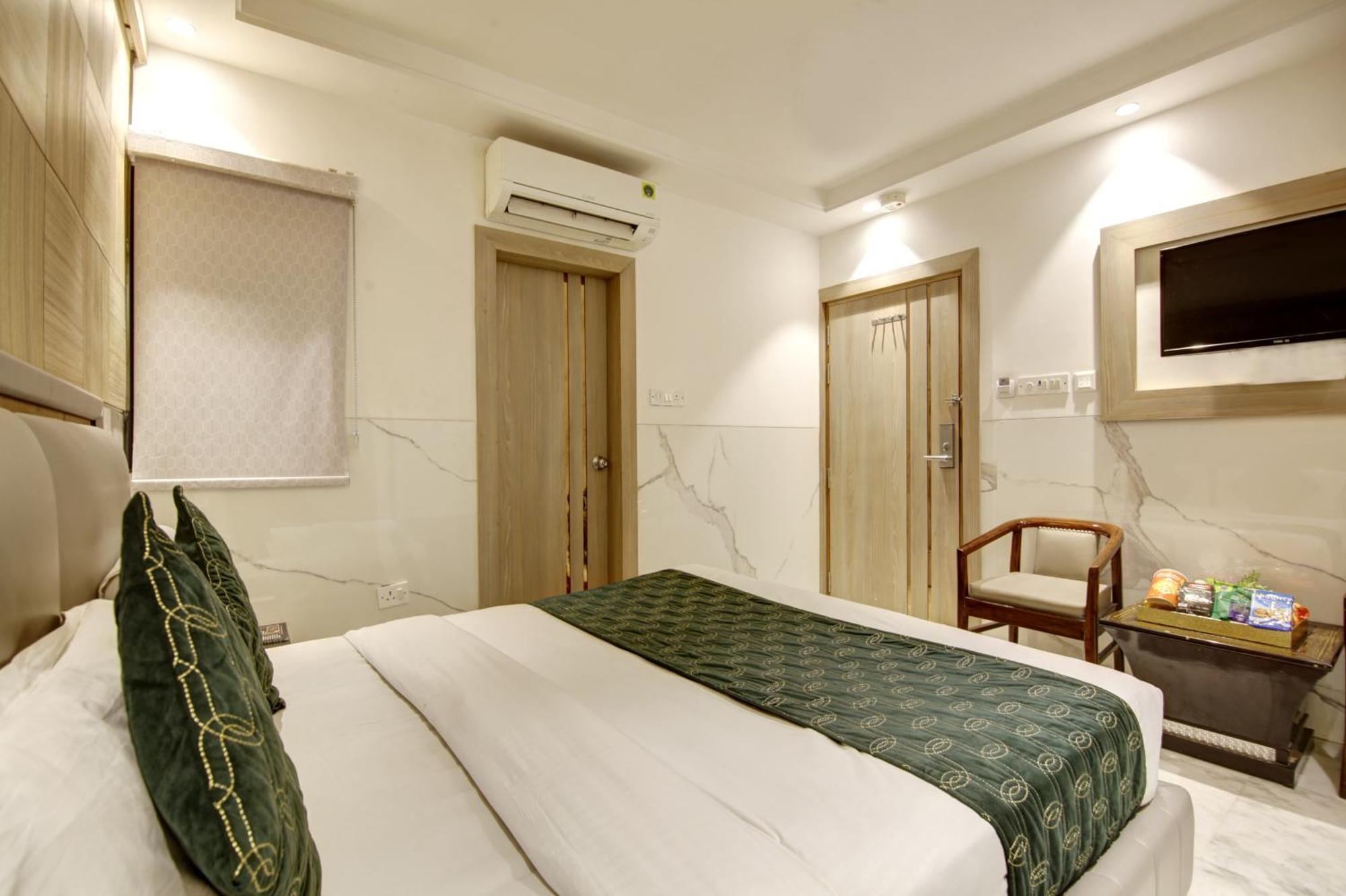Hotel International Inn - Near Delhi Airport Ню Делхи Екстериор снимка