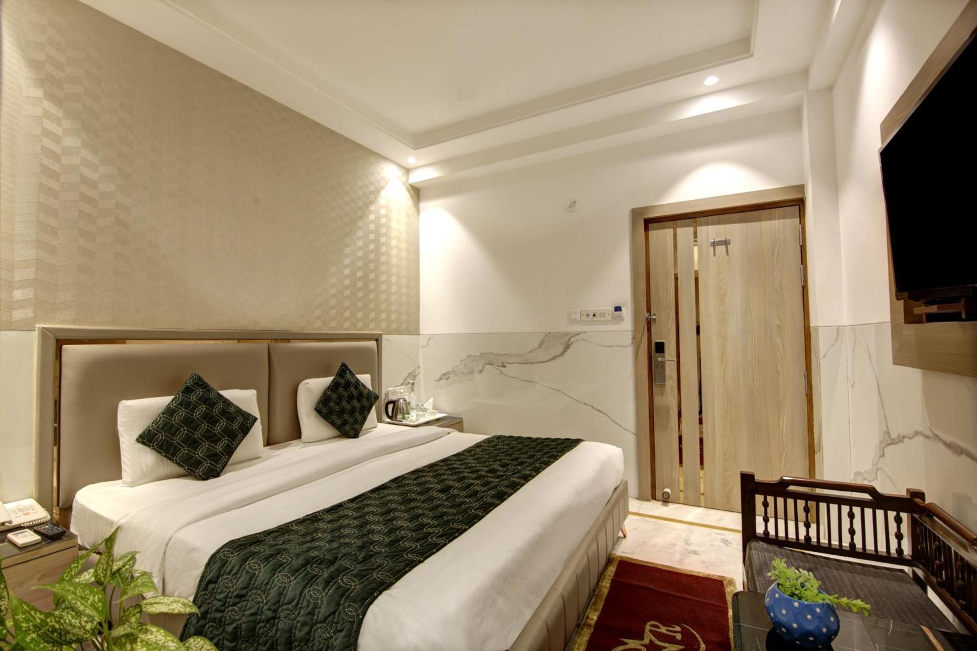 Hotel International Inn - Near Delhi Airport Ню Делхи Екстериор снимка