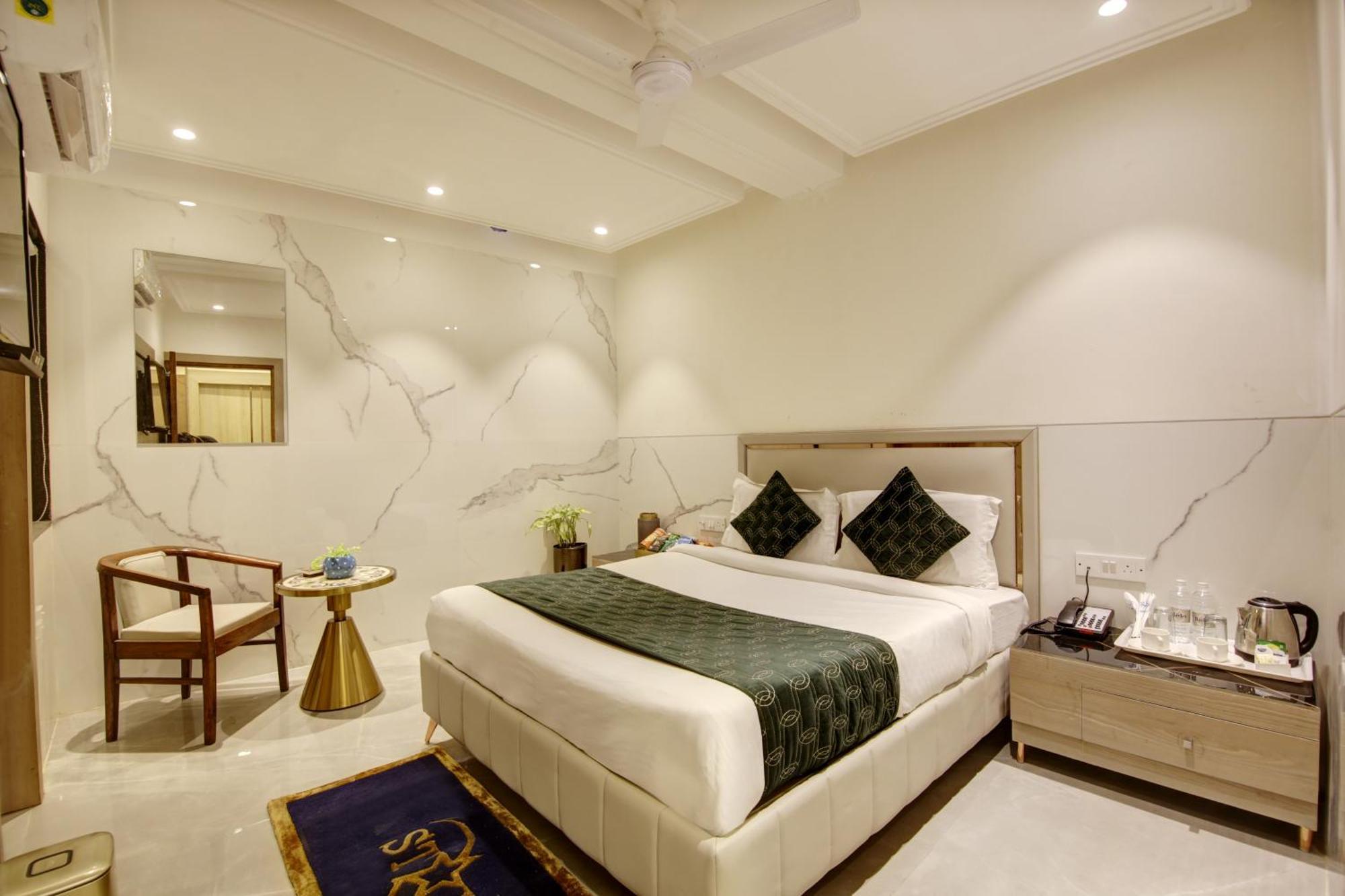 Hotel International Inn - Near Delhi Airport Ню Делхи Екстериор снимка